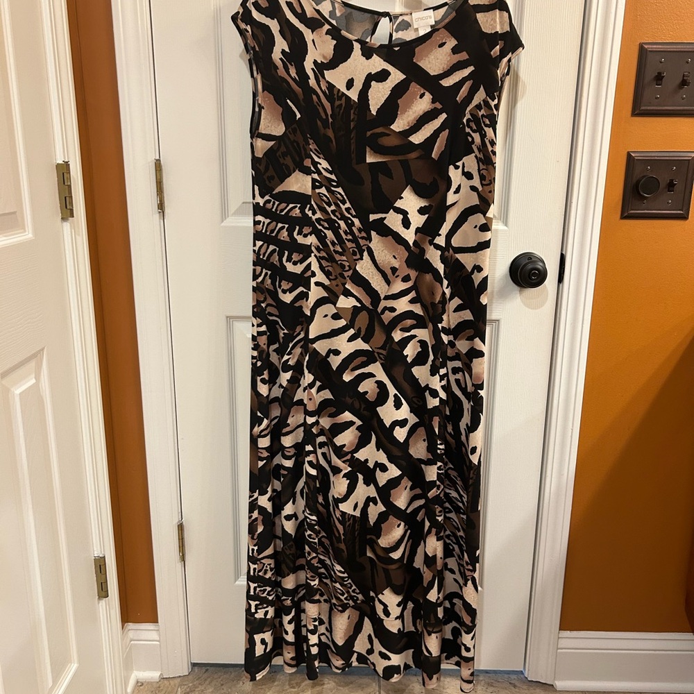 Chico’s Stylish Black and Beige Patterned Dress Size 2 Chico’s sizing